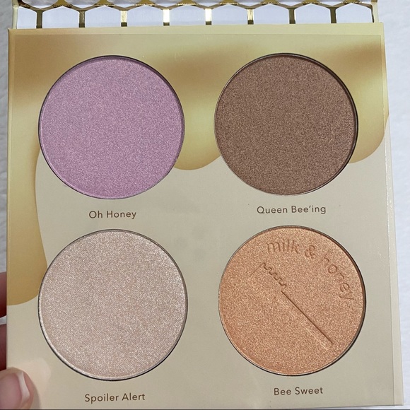 Beauty Bakerie Milk & Honey Highlighter Face Palette - Picture 2 of 4